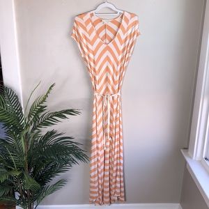 Nurture Maxi Dress - size XL